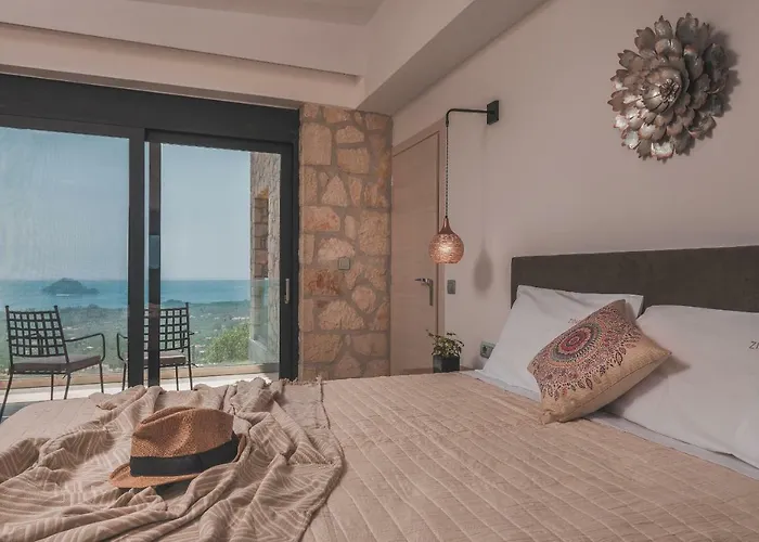 Zinos Luxury فيلة